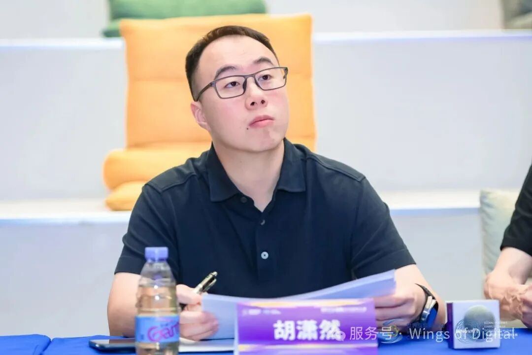 2100839879230296064.jpg 图片